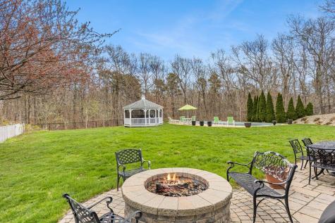 8 Telegraph Hill Road Sandwich MA 02563