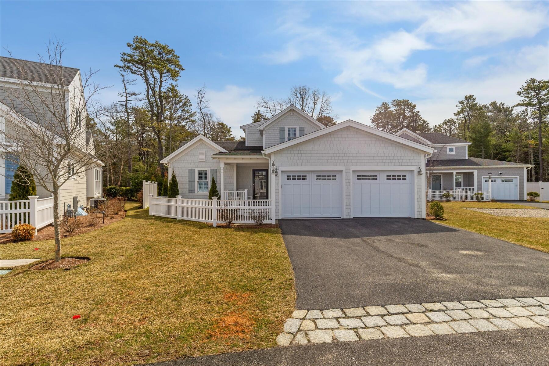 4 Cobblestone Circle Mashpee MA 02649