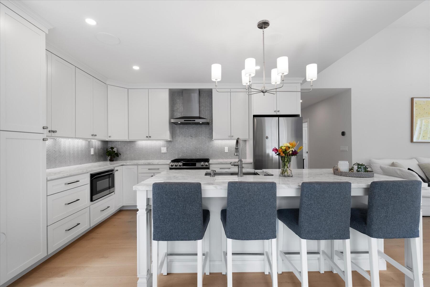 4 Cobblestone Circle Mashpee MA 02649