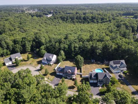 171 Captain Allen Way Whitman MA 02382