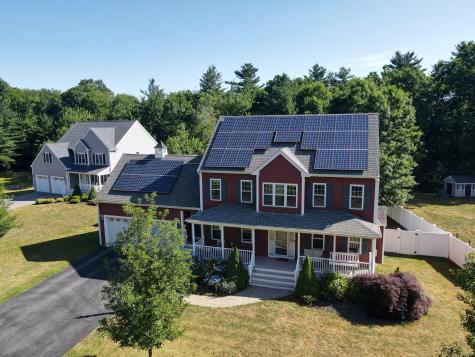 171 Captain Allen Way Whitman MA 02382