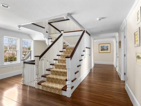 8 Jessie's Lane Yarmouth MA 02664