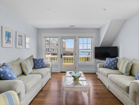 8 Jessie's Lane Yarmouth MA 02664