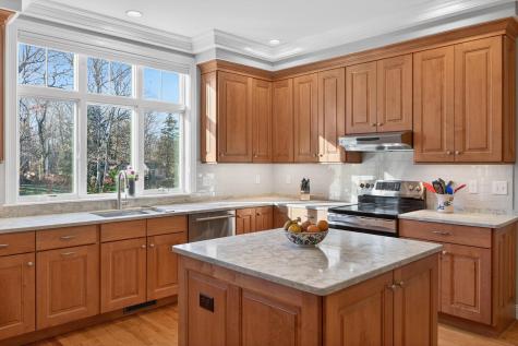 18 Sleeping Dog Path Yarmouth MA 02675