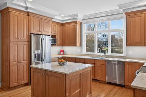 18 Sleeping Dog Path Yarmouth MA 02675