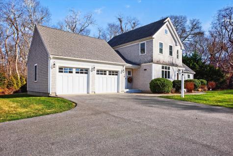 18 Sleeping Dog Path Yarmouth MA 02675