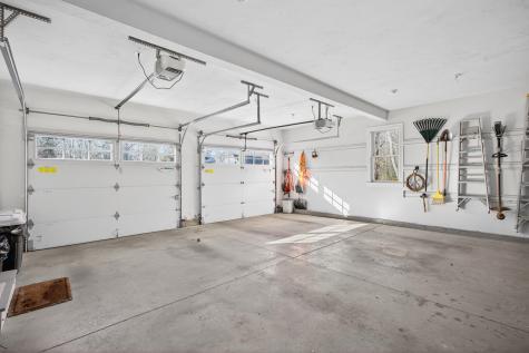 18 Sleeping Dog Path Yarmouth MA 02675