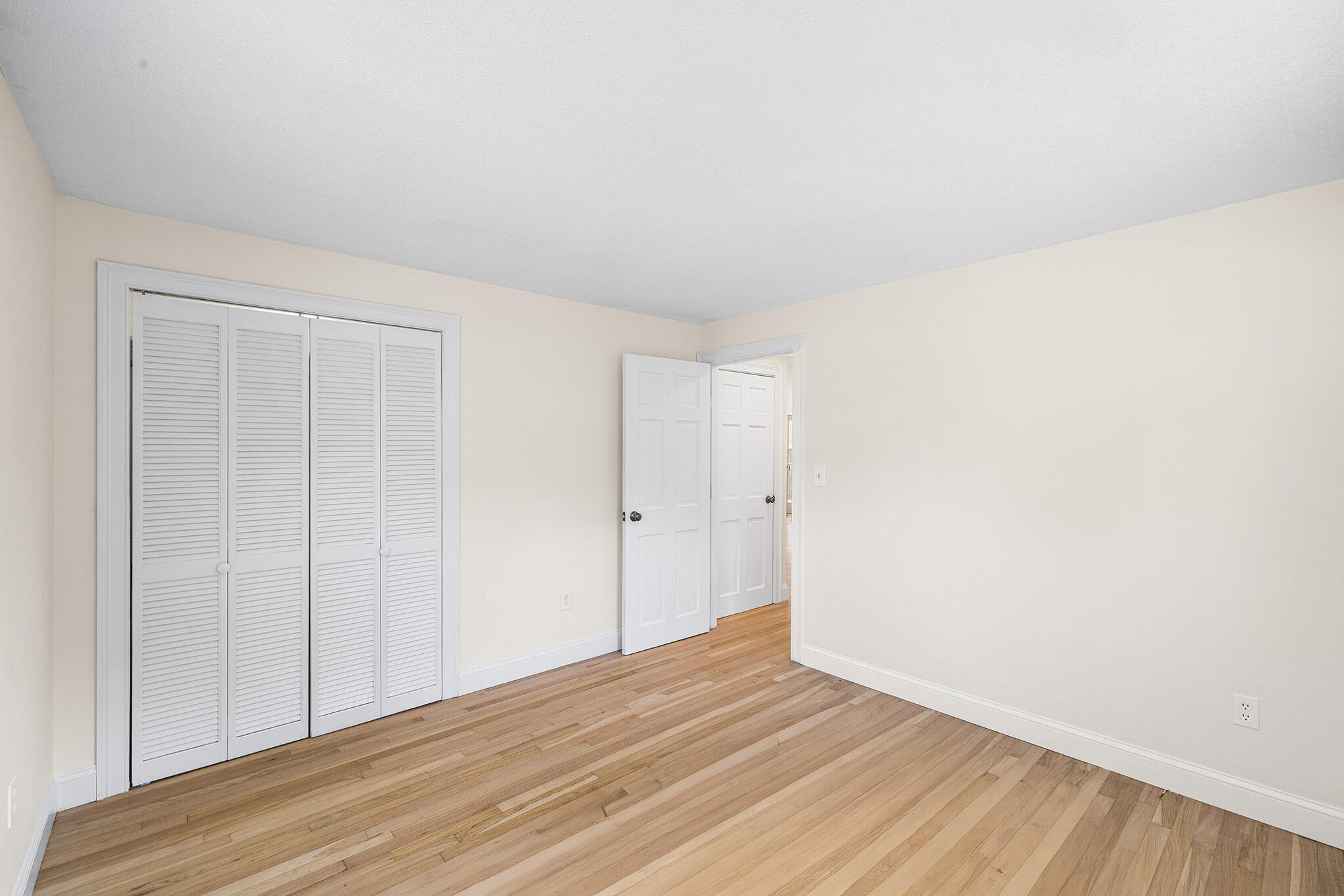 10 Lakeside Terrace Harwich MA 02645