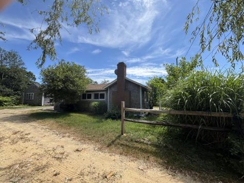 47 Winemack Street Oak Bluffs MA 02557