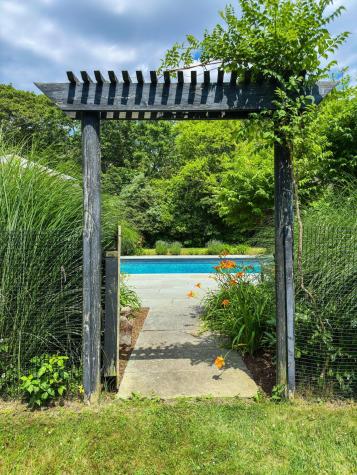 31 Josiah Sachem Way West Tisbury MA 02575
