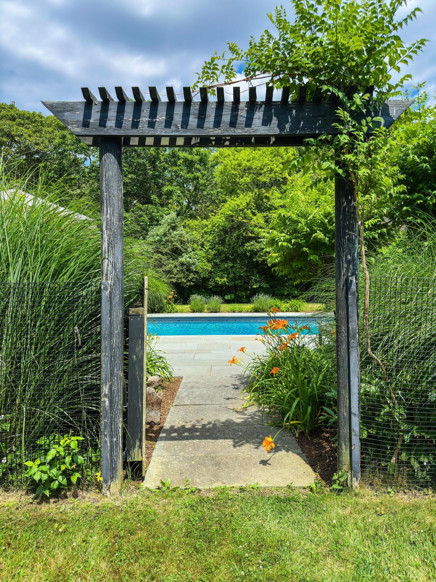 31 Josiah Sachem Way West Tisbury MA 02575