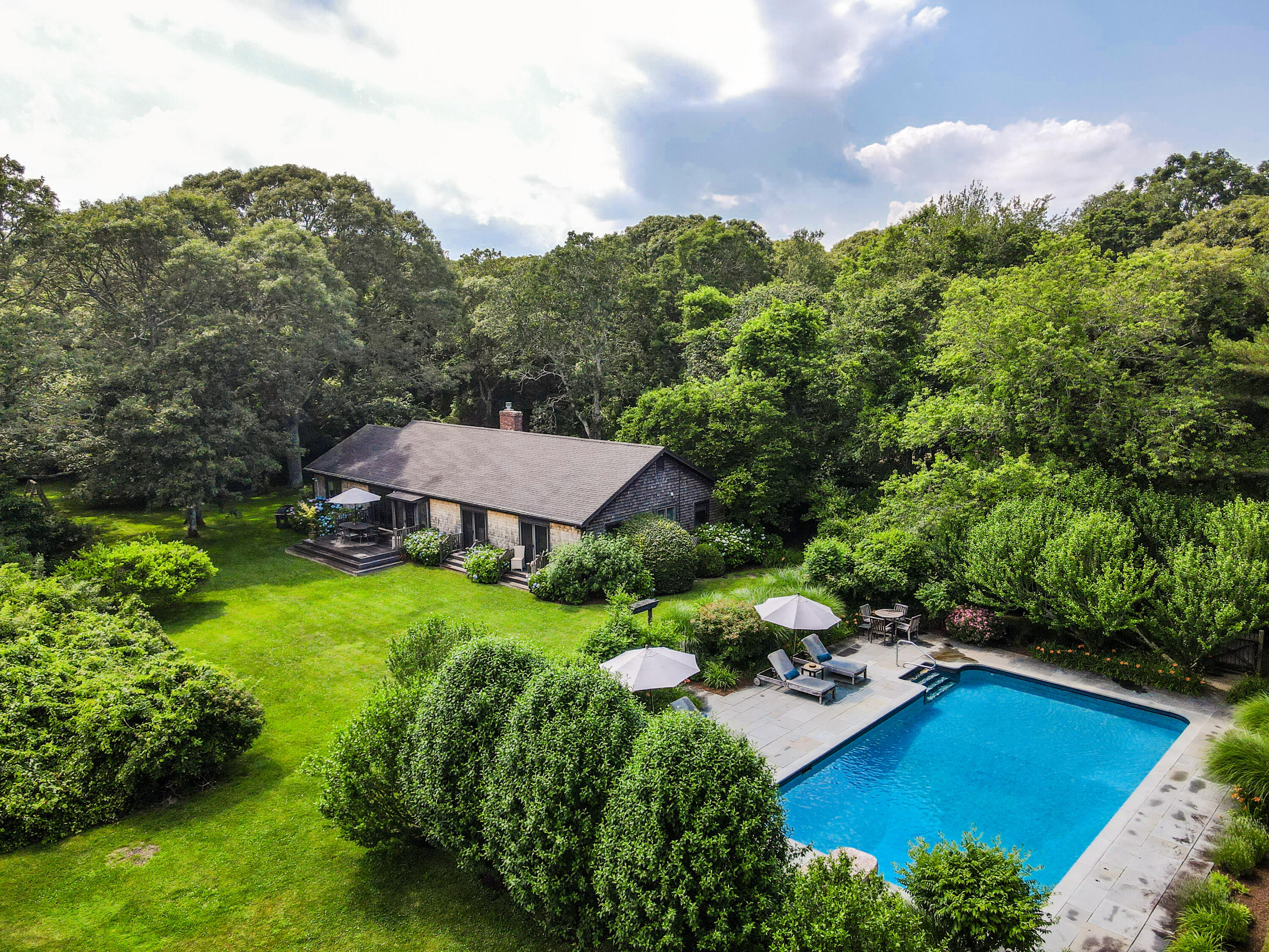 31 Josiah Sachem Way West Tisbury MA 02575