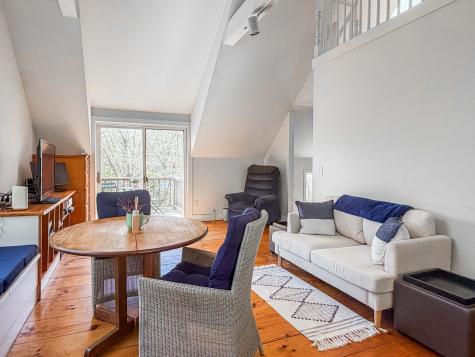 31 Josiah Sachem Way West Tisbury MA 02575