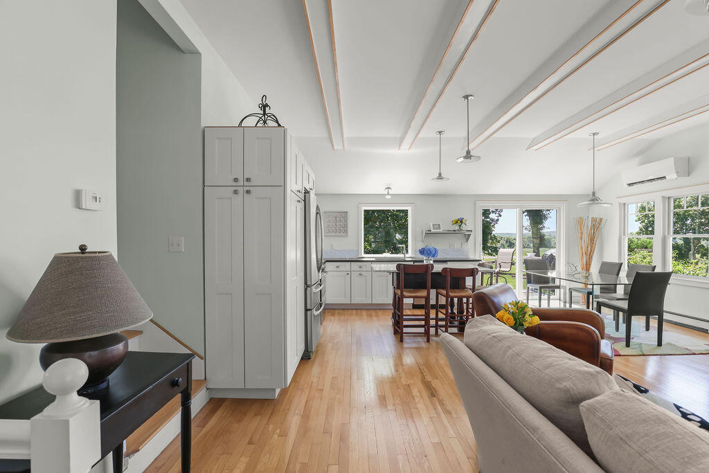 20 Burg Avenue Sandwich MA 02563