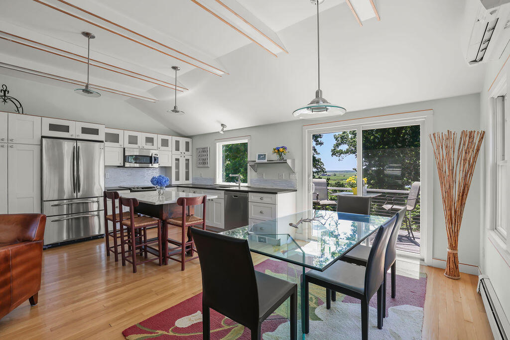 20 Burg Avenue Sandwich MA 02563