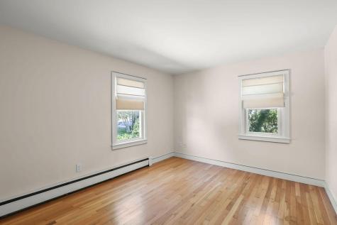 20 Burg Avenue Sandwich MA 02563