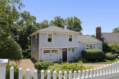 20 Burg Avenue MA 02563
