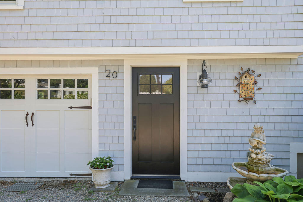 20 Burg Avenue Sandwich MA 02563