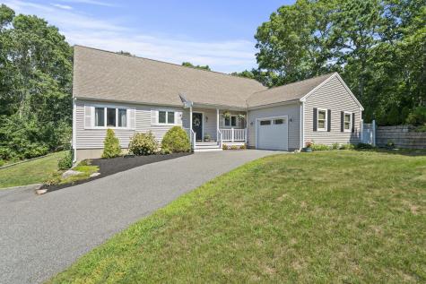21 Colony Avenue Buzzards Bay MA 02532