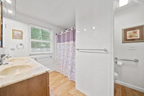 21 Colony Avenue Buzzards Bay MA 02532