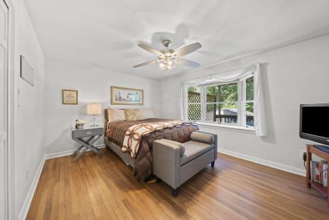 21 Colony Avenue Buzzards Bay MA 02532