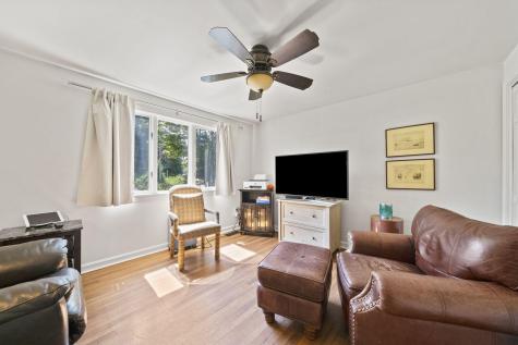 21 Colony Avenue Buzzards Bay MA 02532