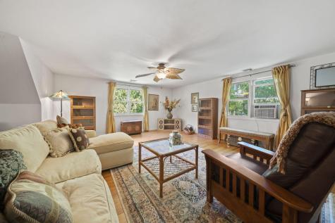 21 Colony Avenue Buzzards Bay MA 02532