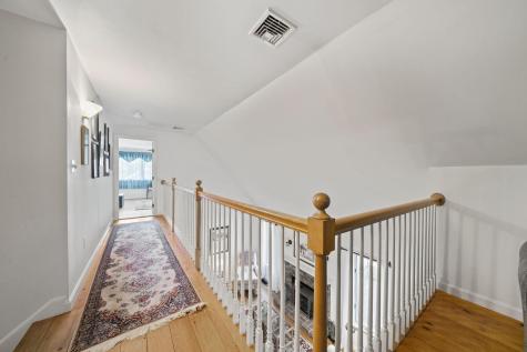 21 Colony Avenue Buzzards Bay MA 02532