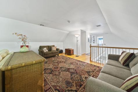 21 Colony Avenue Buzzards Bay MA 02532