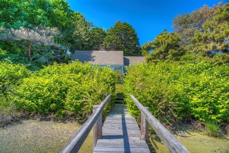 25 South Street Hyannis MA 02601