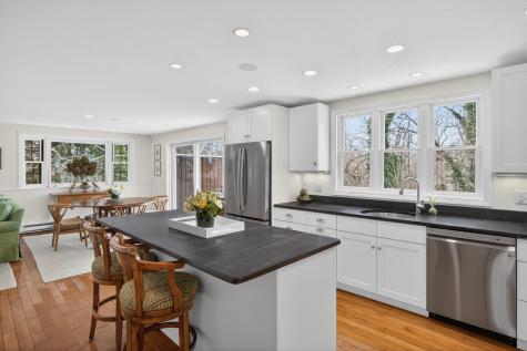 10 Grouse Street Falmouth MA 02540