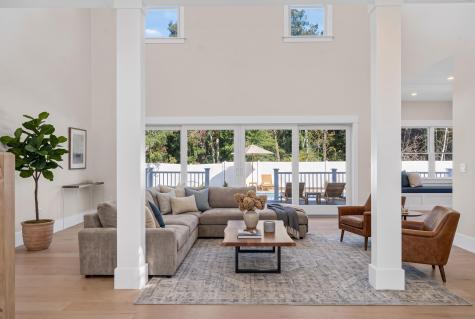 152 Central Avenue East Falmouth MA 02536
