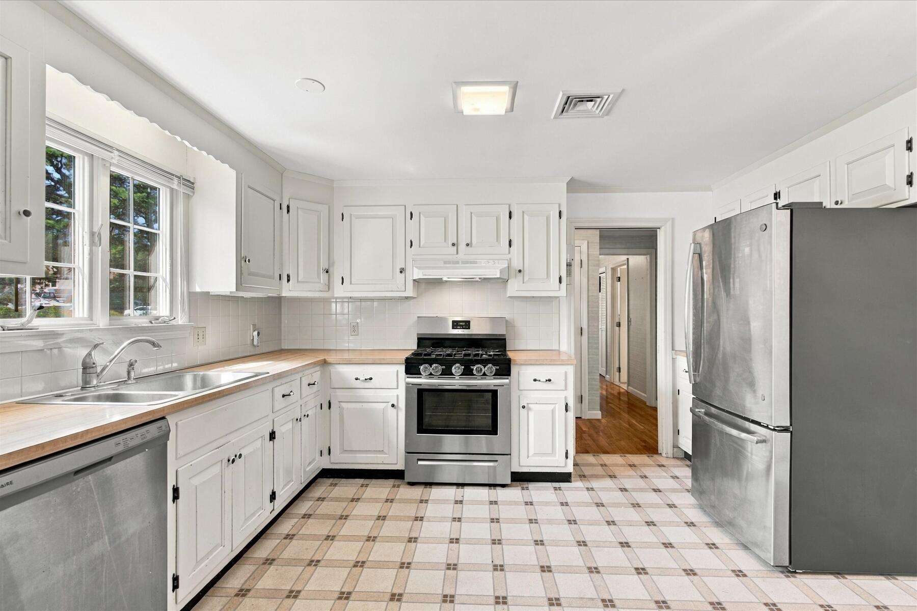 109 Greenland Circle Dennis MA 02638