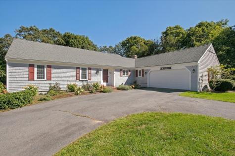 109 Greenland Circle Dennis MA 02638