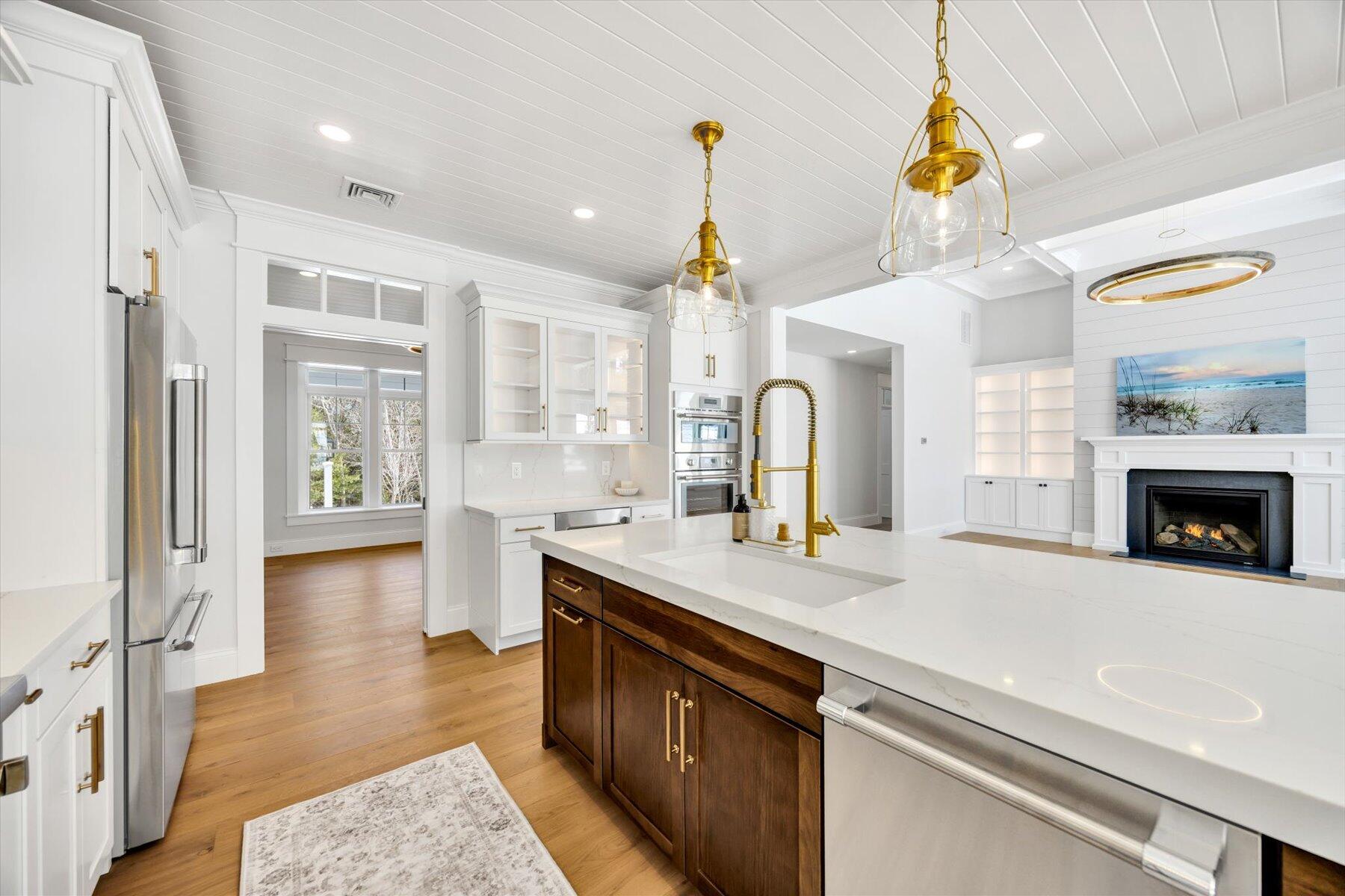 48 Country Club Lane Mashpee MA 02649