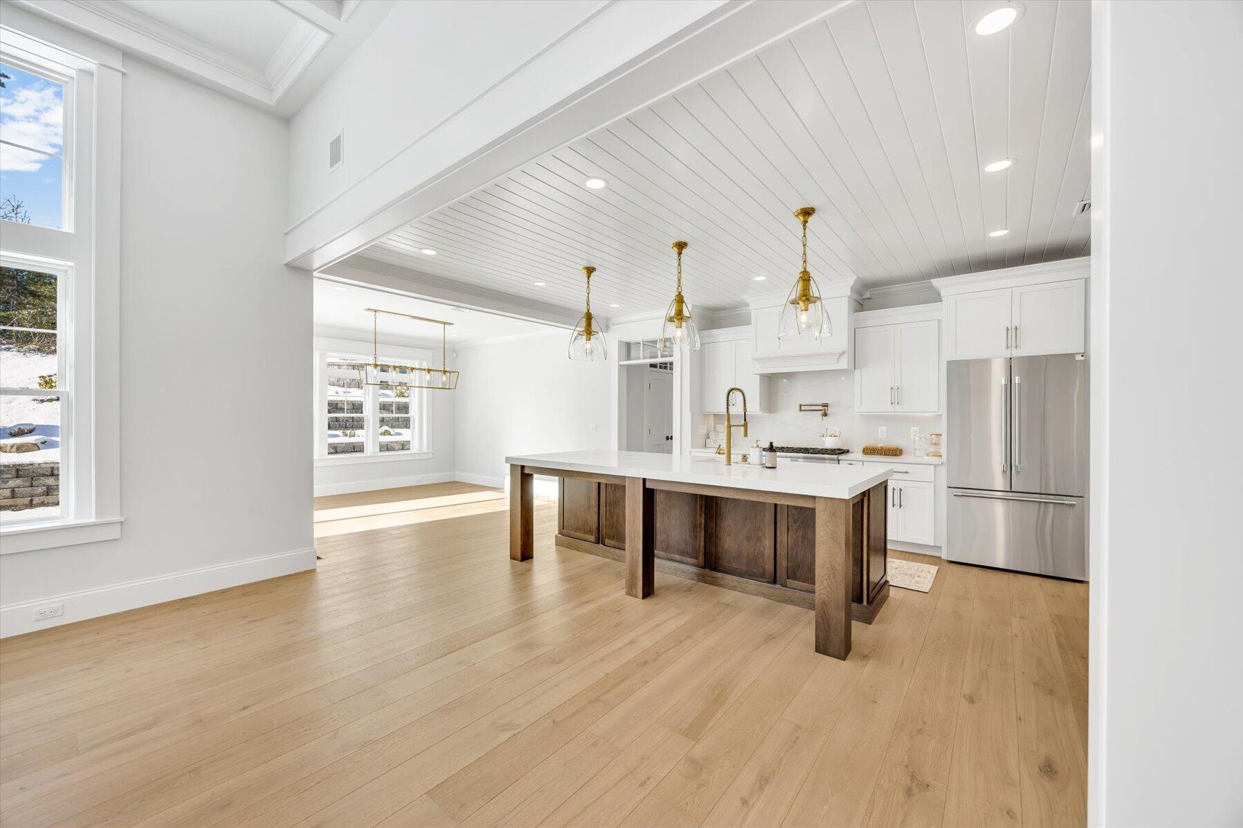 48 Country Club Lane Mashpee MA 02649