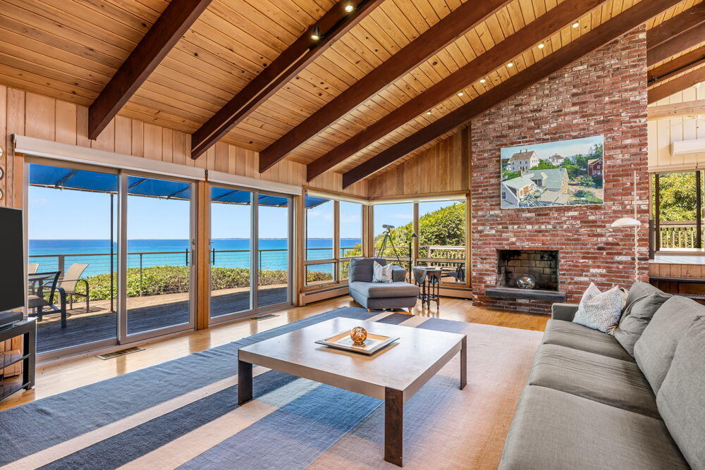 23 Crestview Circle Truro MA 02666