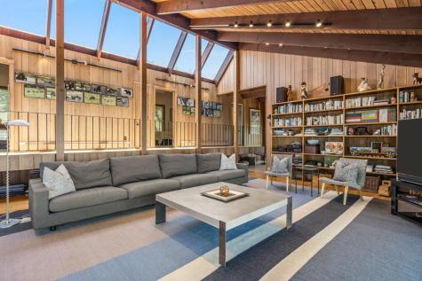 23 Crestview Circle Truro MA 02666