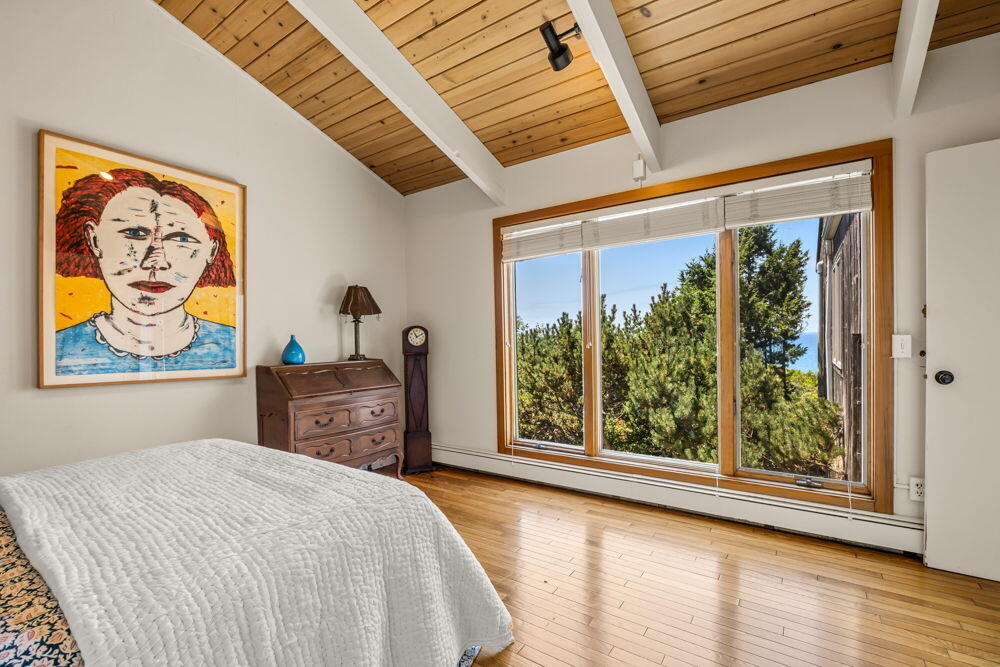 23 Crestview Circle Truro MA 02666