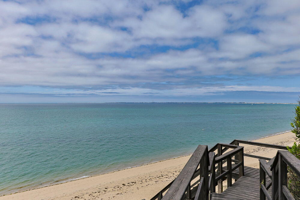 23 Crestview Circle Truro MA 02666