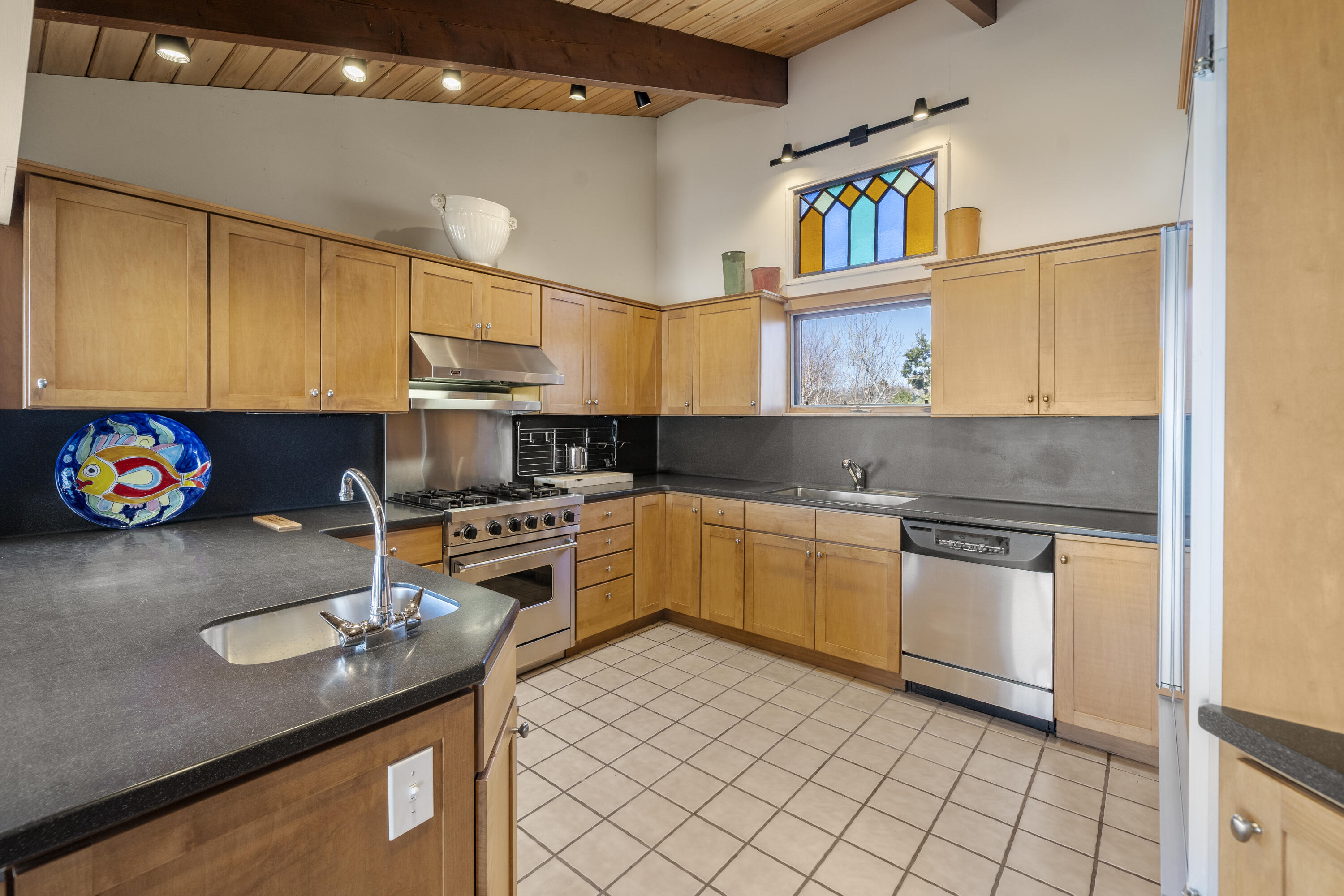 23 Crestview Circle Truro MA 02666