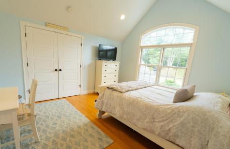 10 Indian Pond Point Marstons Mills MA 02648