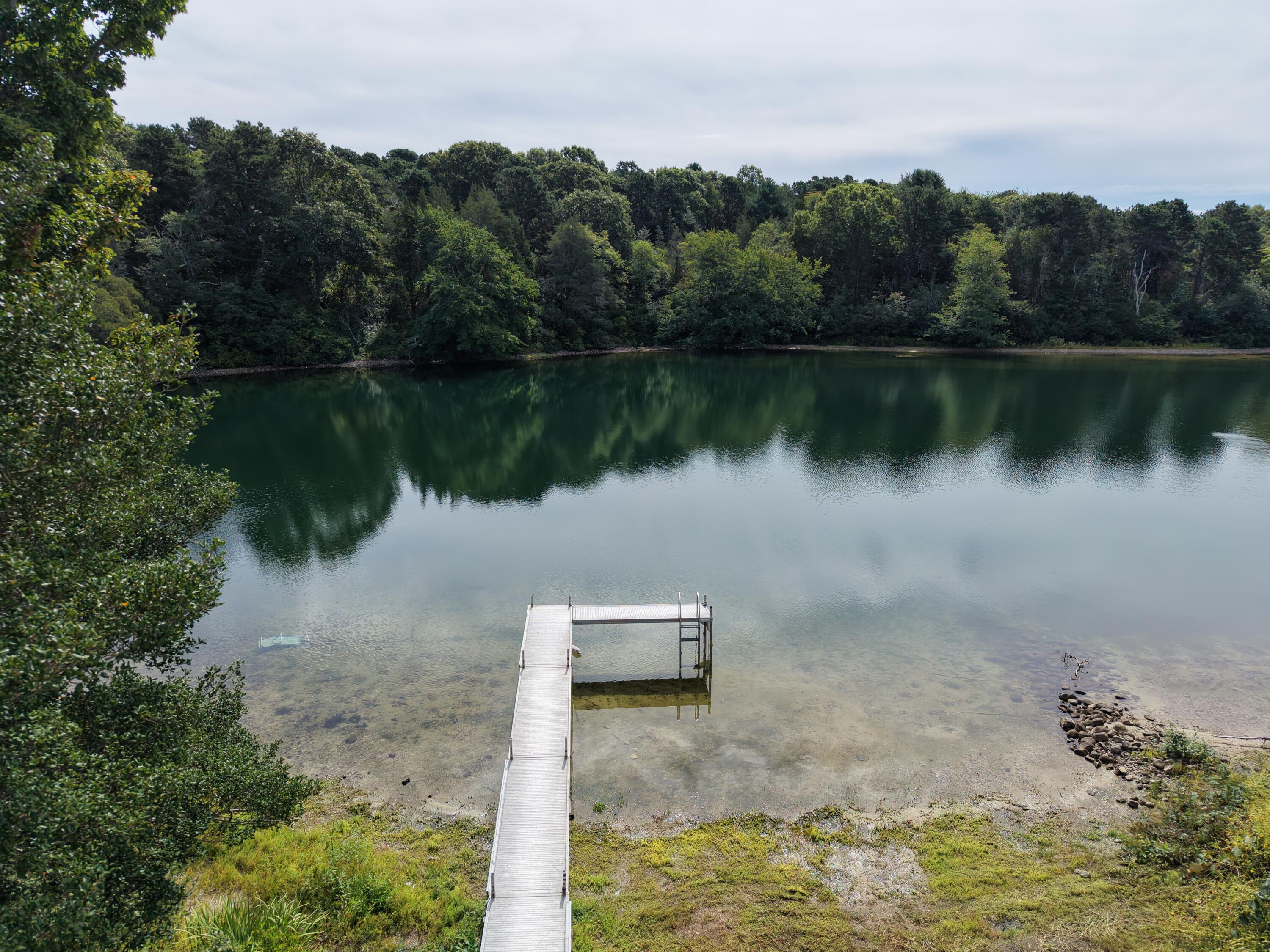 10 Indian Pond Point Marstons Mills MA 02648