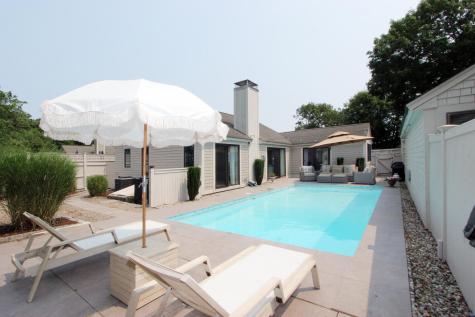 59 Mashie Circle Mashpee MA 02649