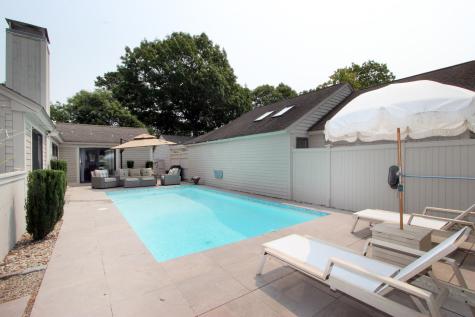 59 Mashie Circle Mashpee MA 02649