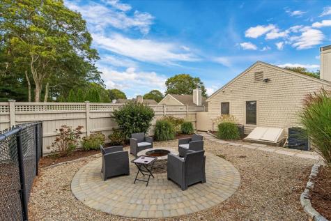 59 Mashie Circle Mashpee MA 02649