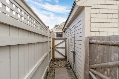 59 Mashie Circle Mashpee MA 02649