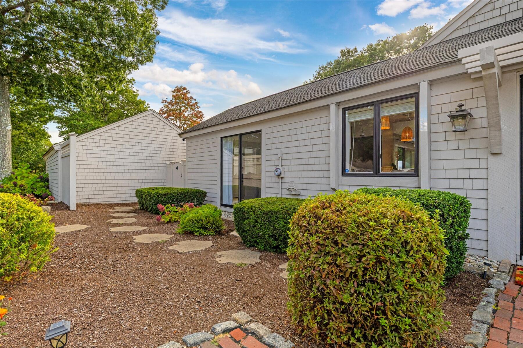 59 Mashie Circle Mashpee MA 02649