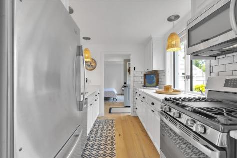 59 Mashie Circle Mashpee MA 02649