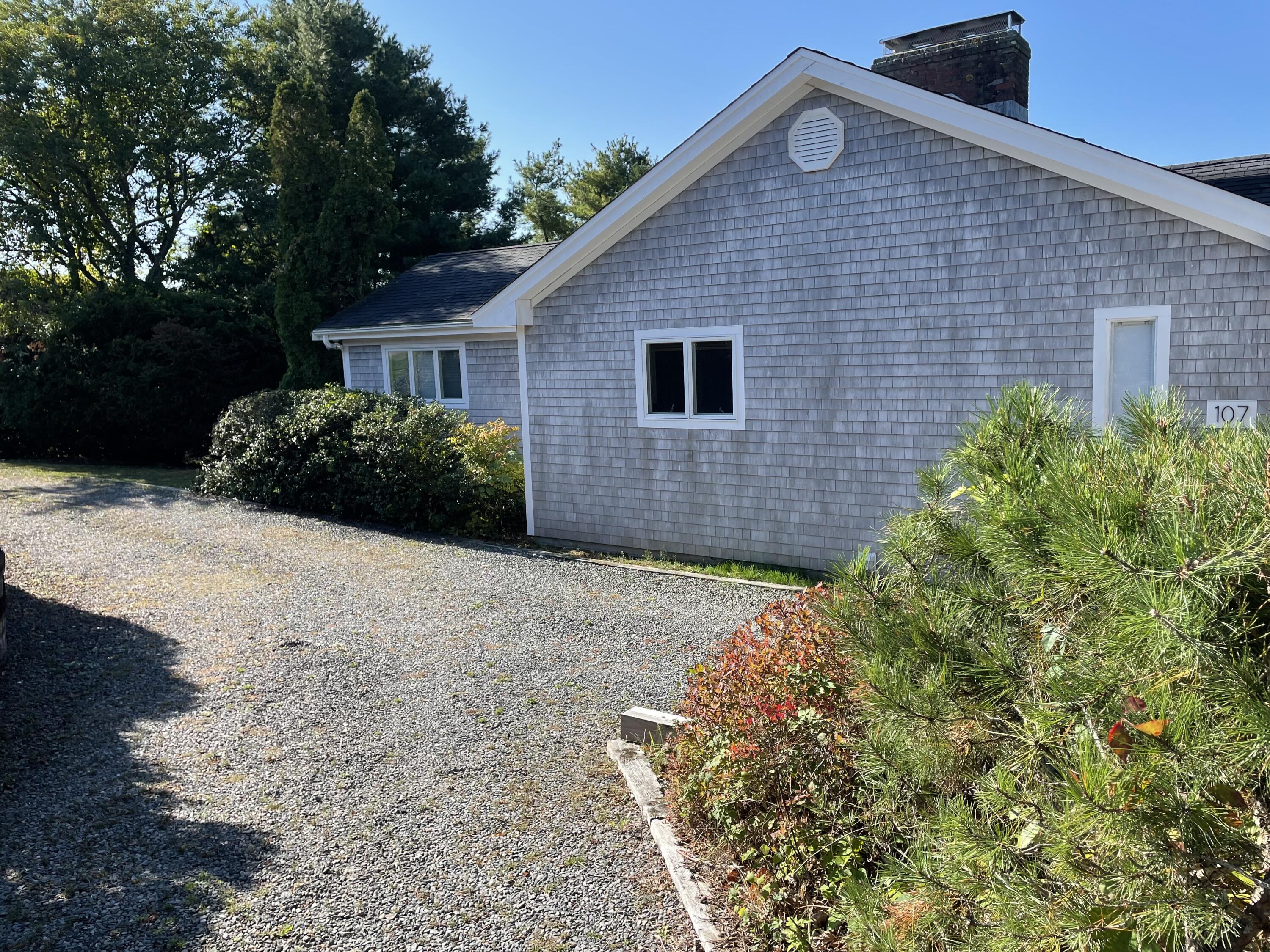 107 Abbey Gate Cotuit MA 02635